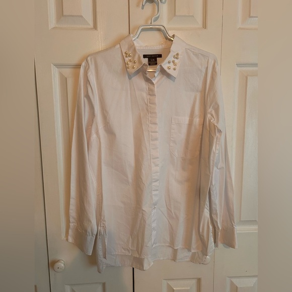 Cotton shirt with pearl trim - Picture 2 of 11